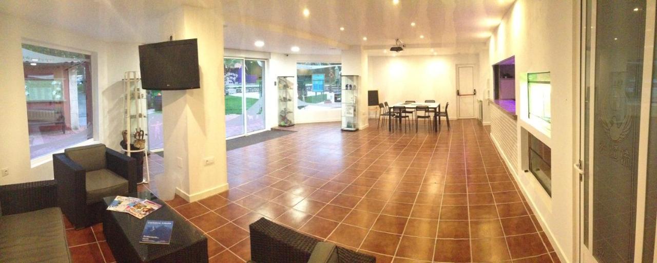 Hostel Albergue Paradiso Hinojedo ภายนอก รูปภาพ