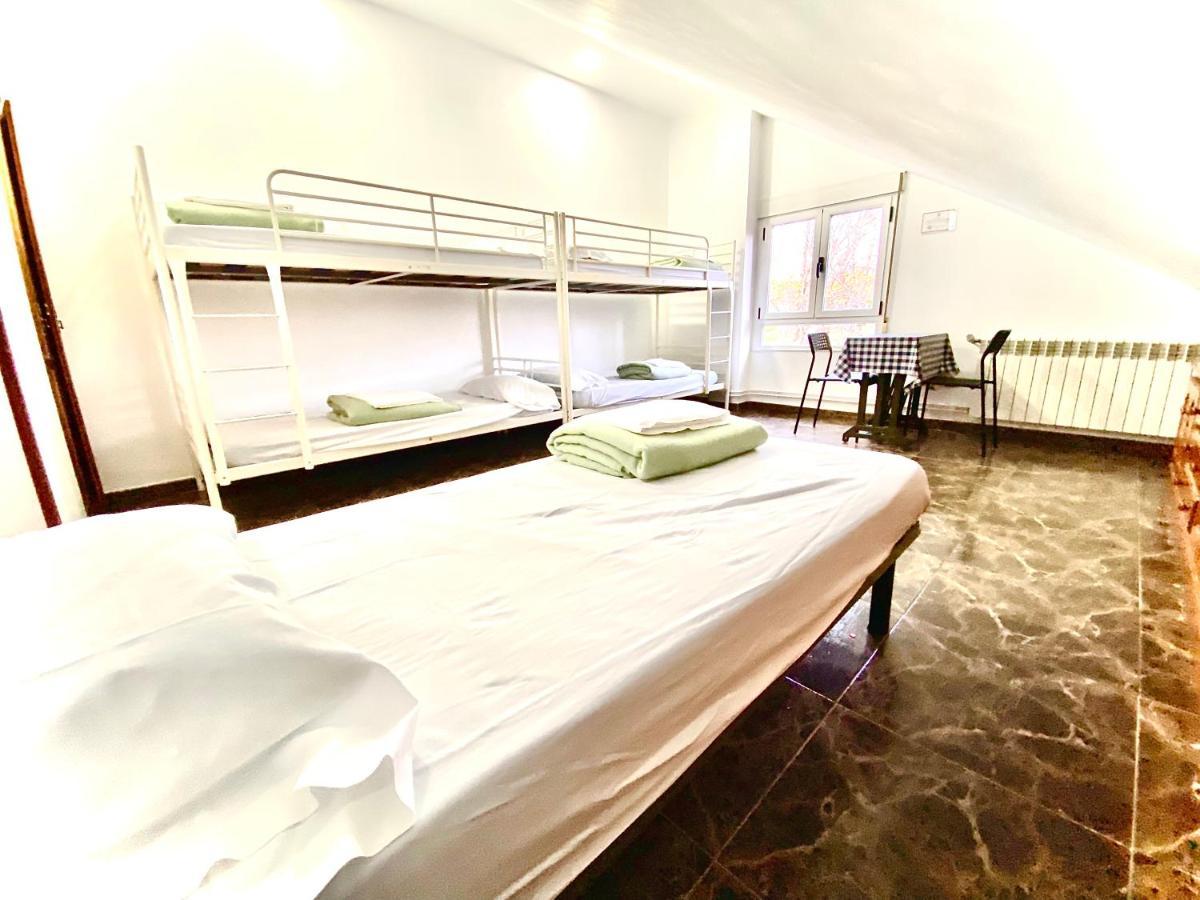 Hostel Albergue Paradiso Hinojedo ภายนอก รูปภาพ