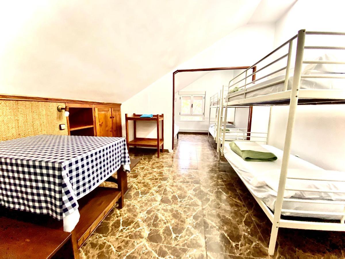 Hostel Albergue Paradiso Hinojedo ภายนอก รูปภาพ