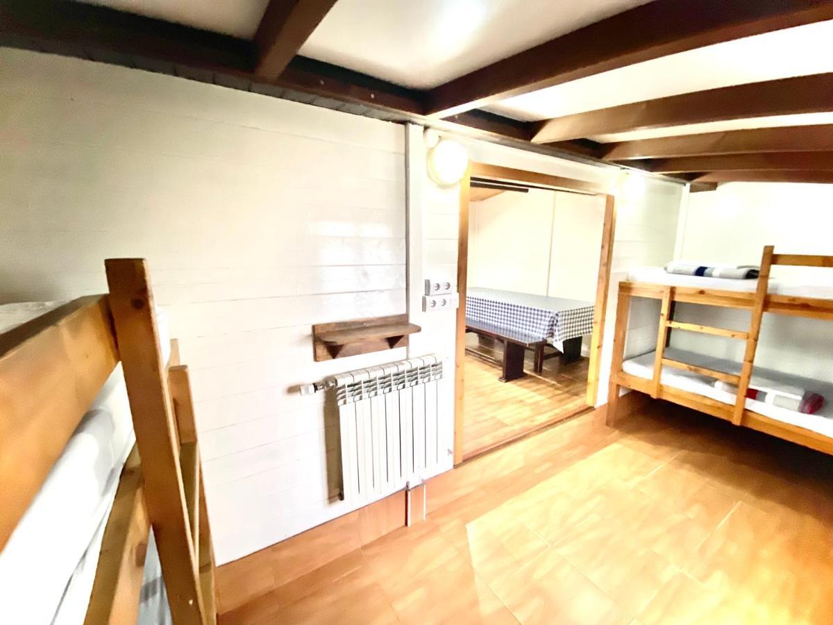 Hostel Albergue Paradiso Hinojedo ภายนอก รูปภาพ