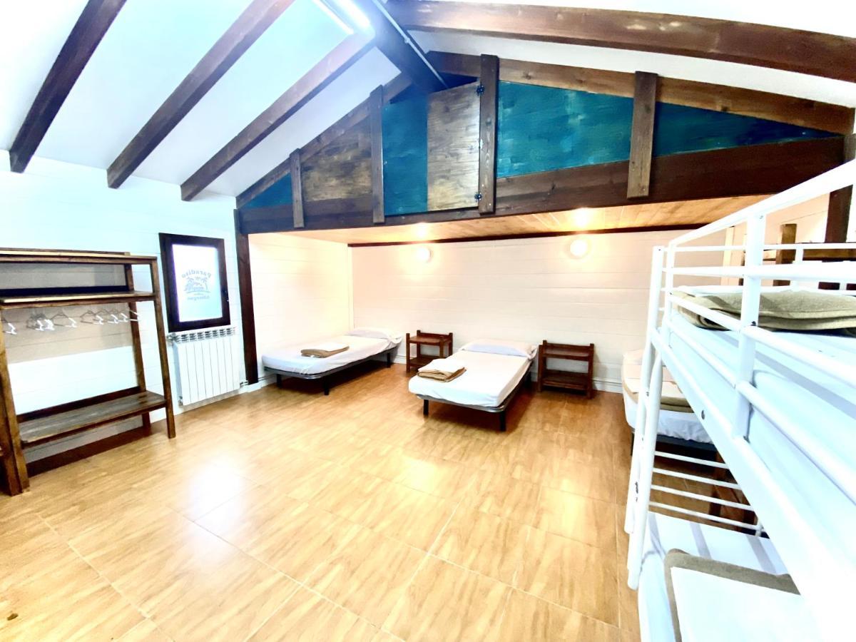 Hostel Albergue Paradiso Hinojedo ภายนอก รูปภาพ