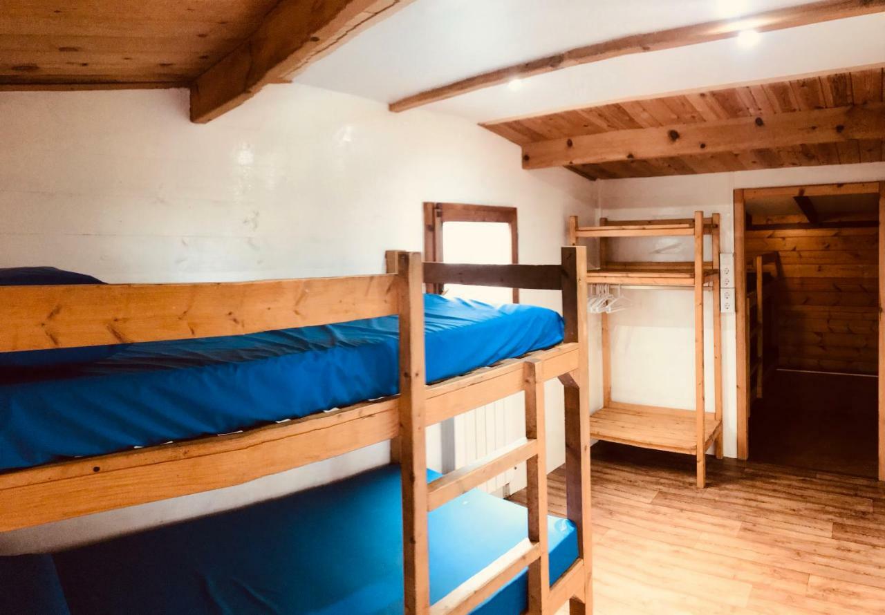 Hostel Albergue Paradiso Hinojedo ภายนอก รูปภาพ