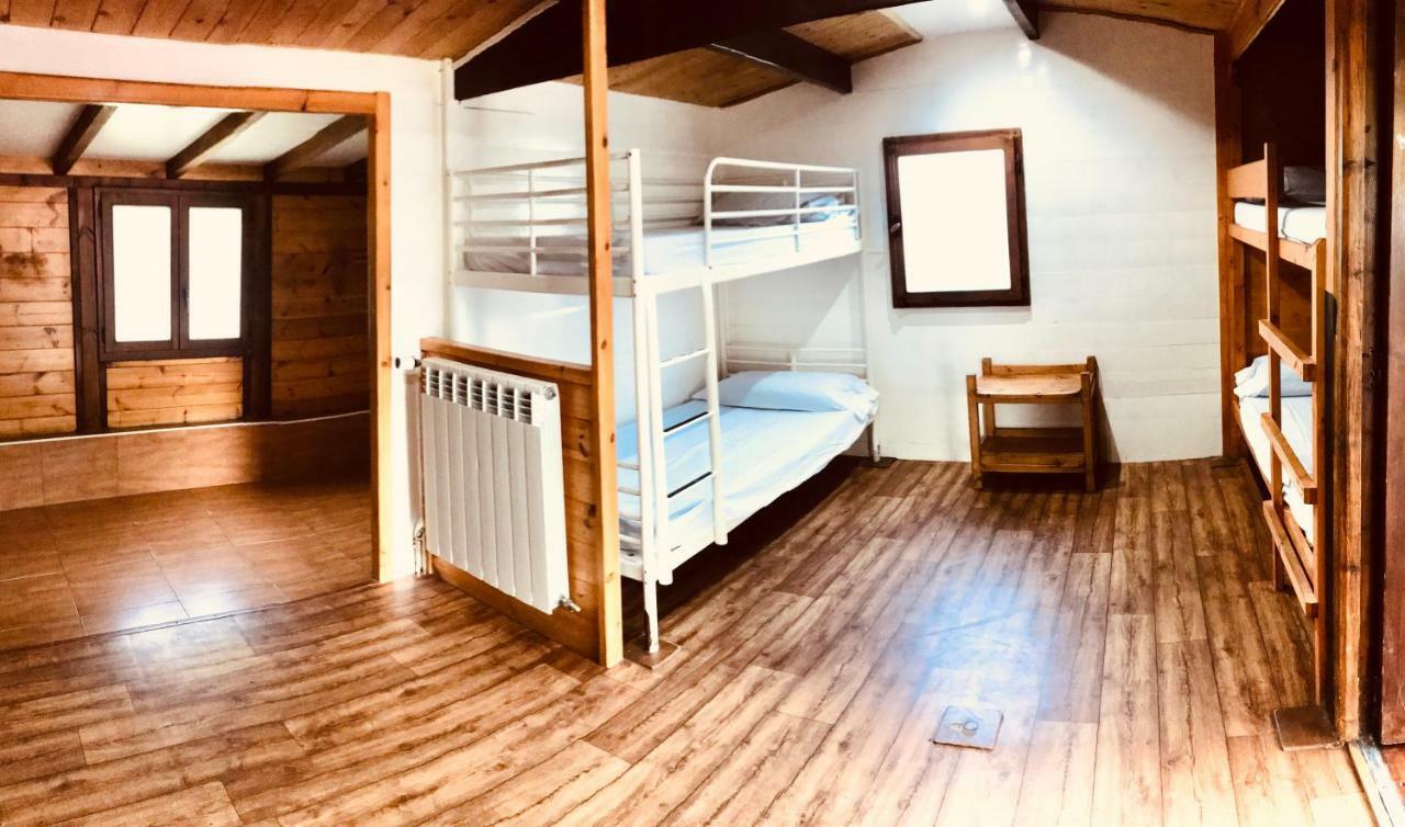 Hostel Albergue Paradiso Hinojedo ภายนอก รูปภาพ